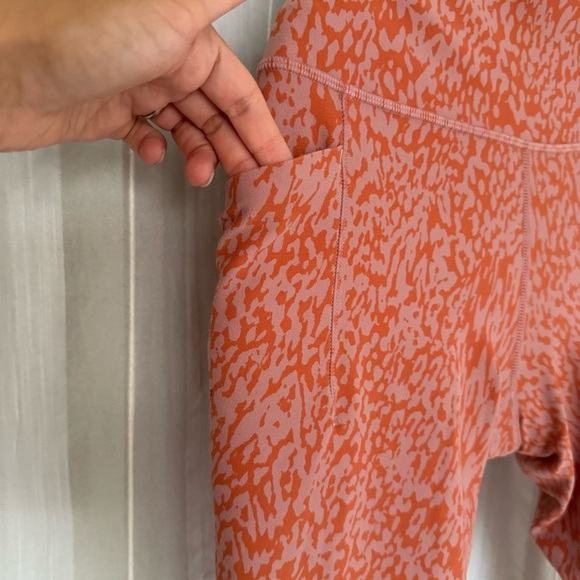 Athleta High-Waisted 7/8 Leggings Women’s Small Compression Yoga Pants - Picture 3 of 7